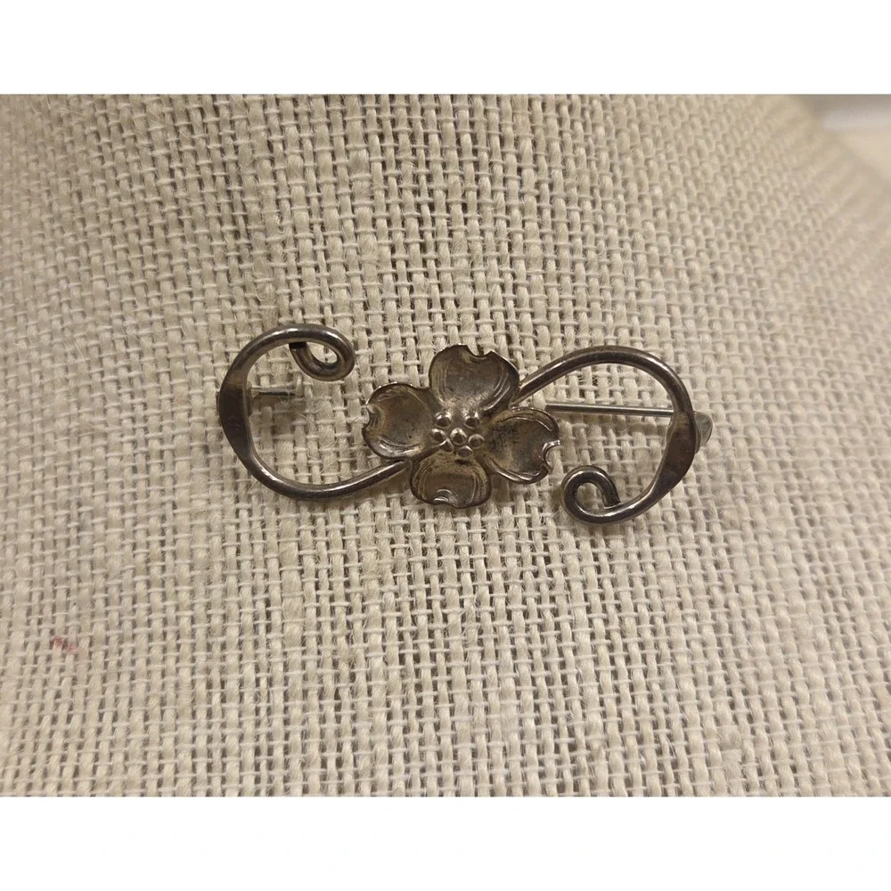 Stuart Nye vintage sterling